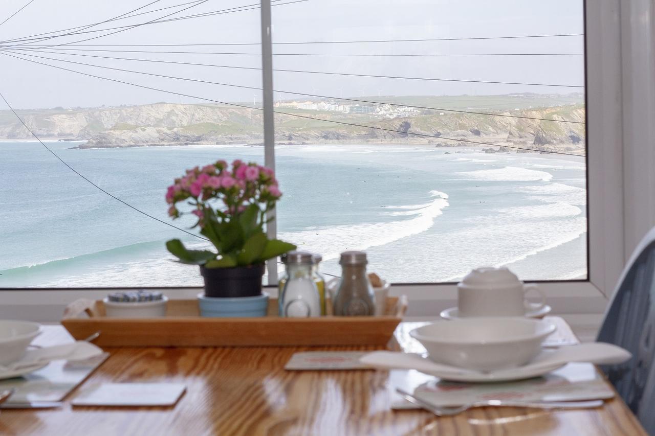 Cliff House 3*