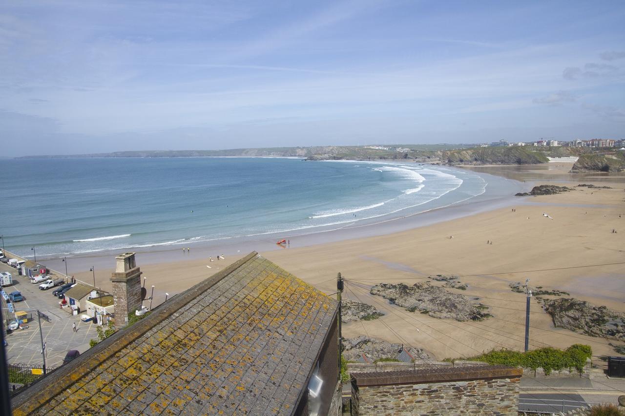 Cliff House Bed & Breakfast 3*
